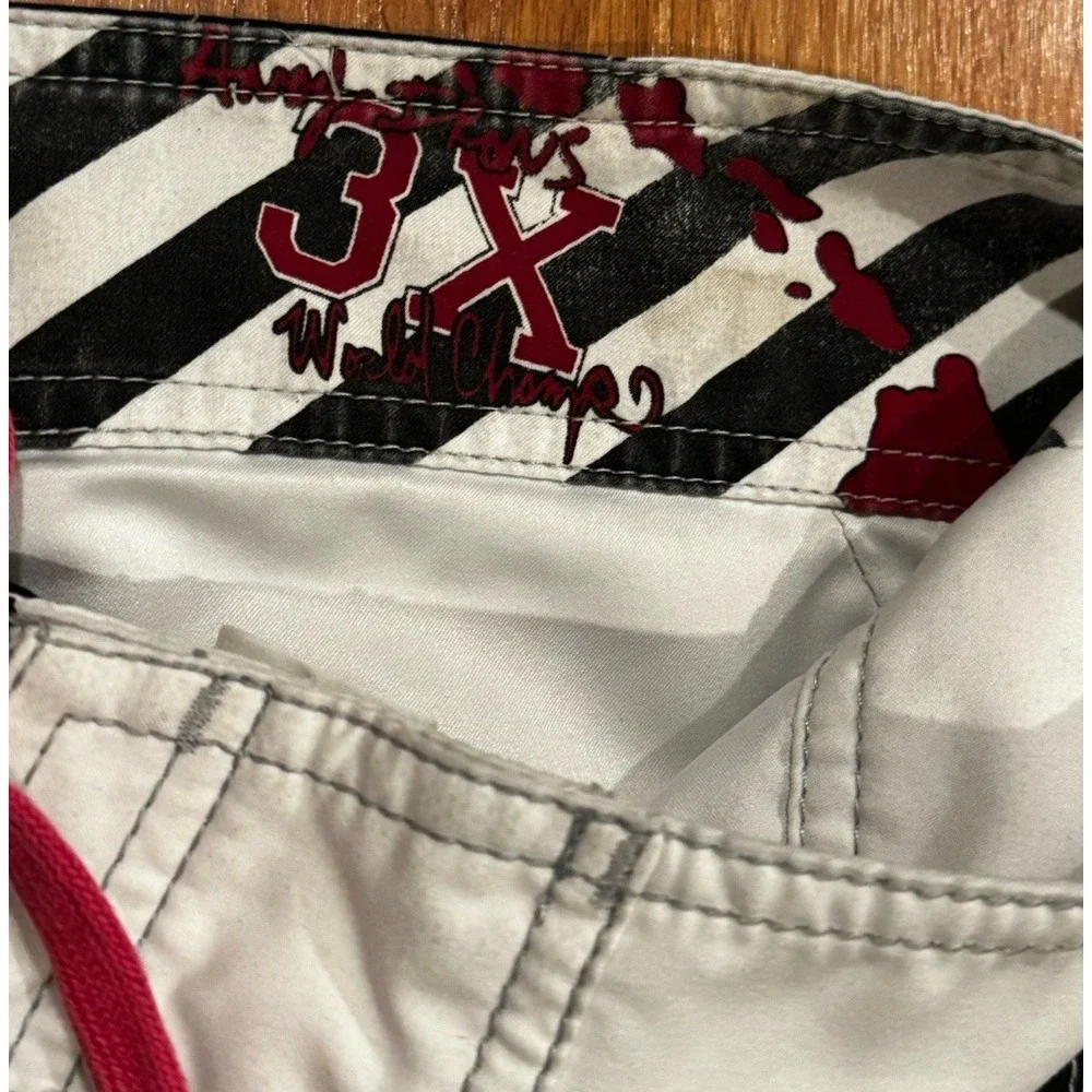 Vintage Billabong Andy Irons Rising Sun Board Shorts Black White 34 OG 90s Y2K